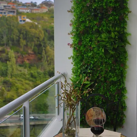 Art House Madeira * Canico (Madeira)