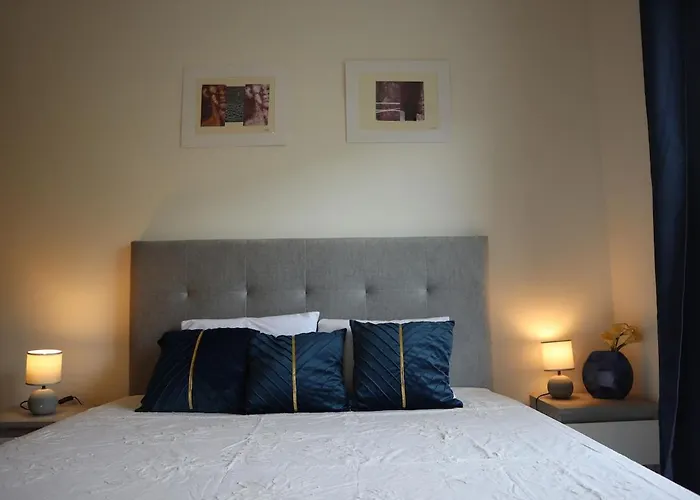 Art House Madeira I